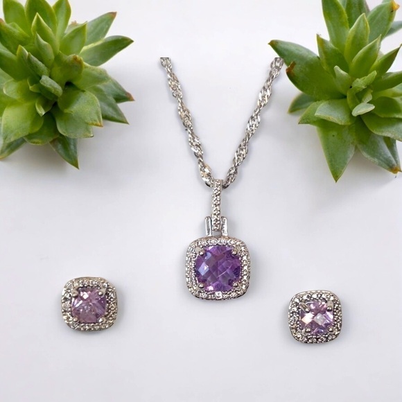 Amethyst Colored Crystal Silver Tone Post Earrings and Necklace Set NWOT - Picture 1 of 6